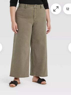 Universal Thread Green Chino  jeans – sailor wide leg. High rise size 22 NWT.